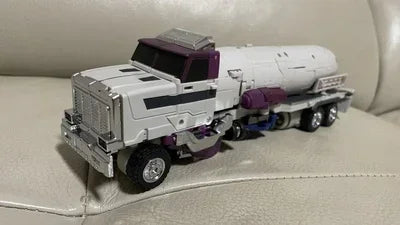 Unique Toys robot UT-Y01 air force Three Transformations Tank Trucks, Autobots and Gas Bombs Mars Boys Collect Classic Toys